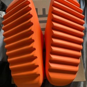 Yeezy slides Enflame orange size 12 men’s